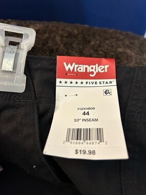 Wrangler Relaxed Fit Black Pants with Tag